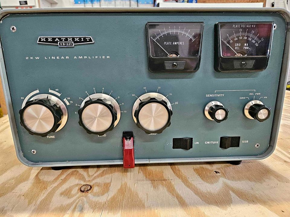 Heathkit SB-221 80M-10M HF Linear Amplifier (2x)3-500z (Used)